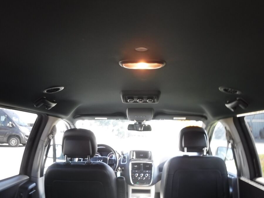 2019 Dodge Grand Caravan SXT - Photo 16