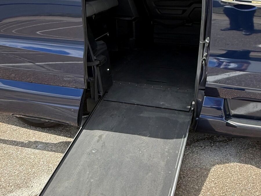 2022 Honda Odyssey Touring - Photo 12