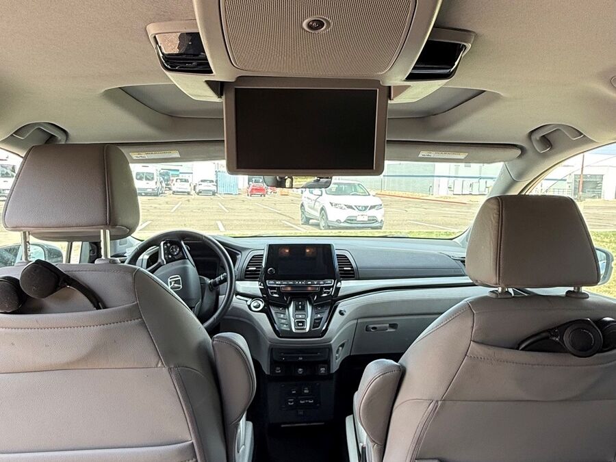2022 Honda Odyssey Touring - Photo 23
