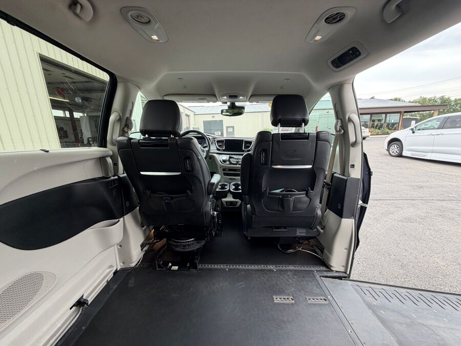 2020 Chrysler Pacifica Touring L Plus - Photo 16