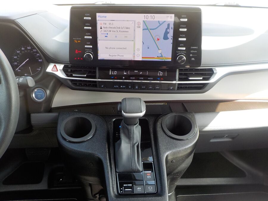 2023 Toyota Sienna XLE - Photo 12