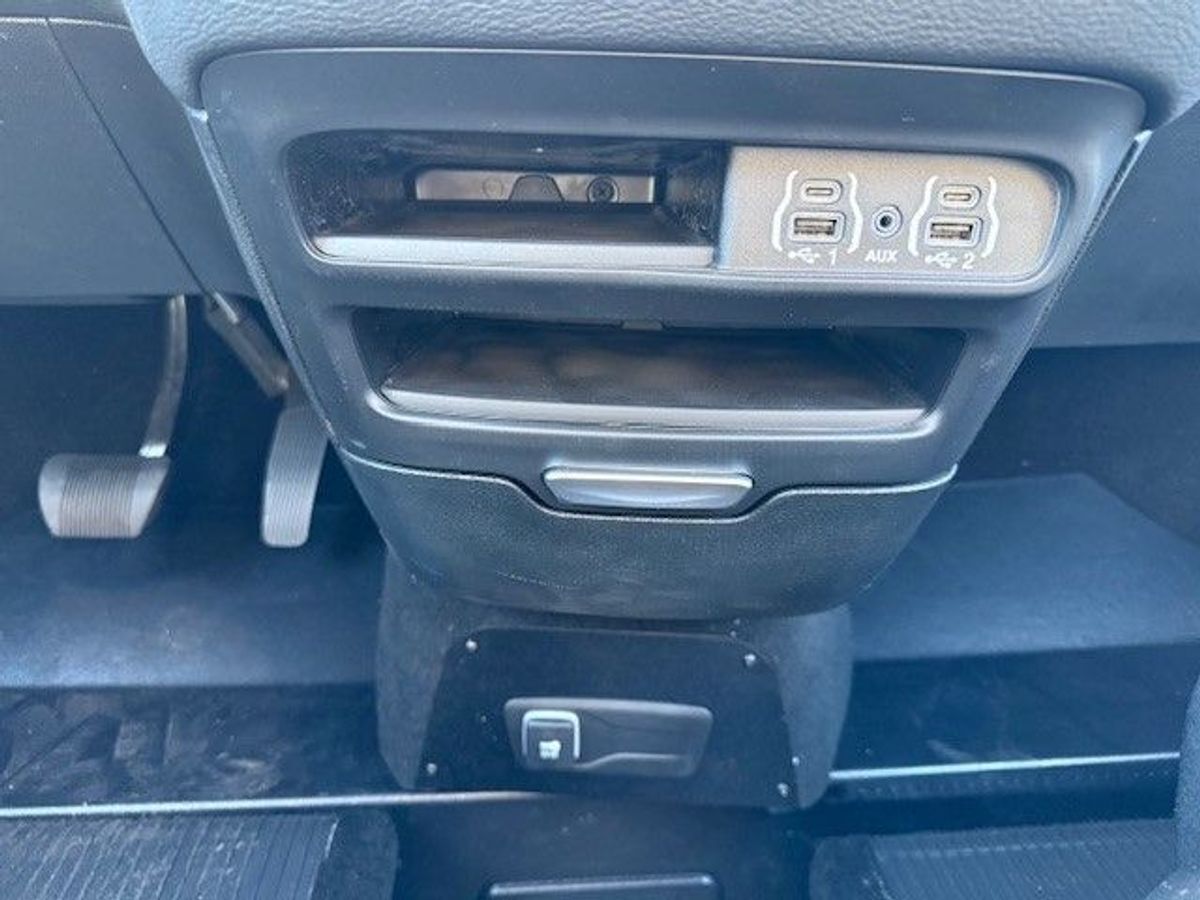 2024 Chrysler Pacifica Touring L - Photo 14
