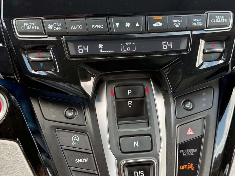 2022 Honda Odyssey Touring - Photo 28