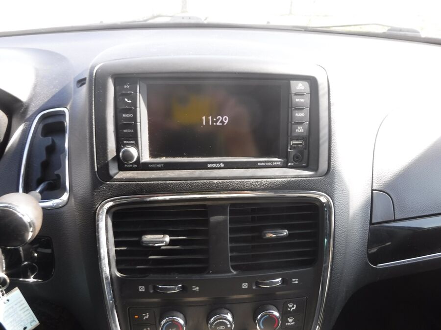2019 Dodge Grand Caravan SXT - Photo 13