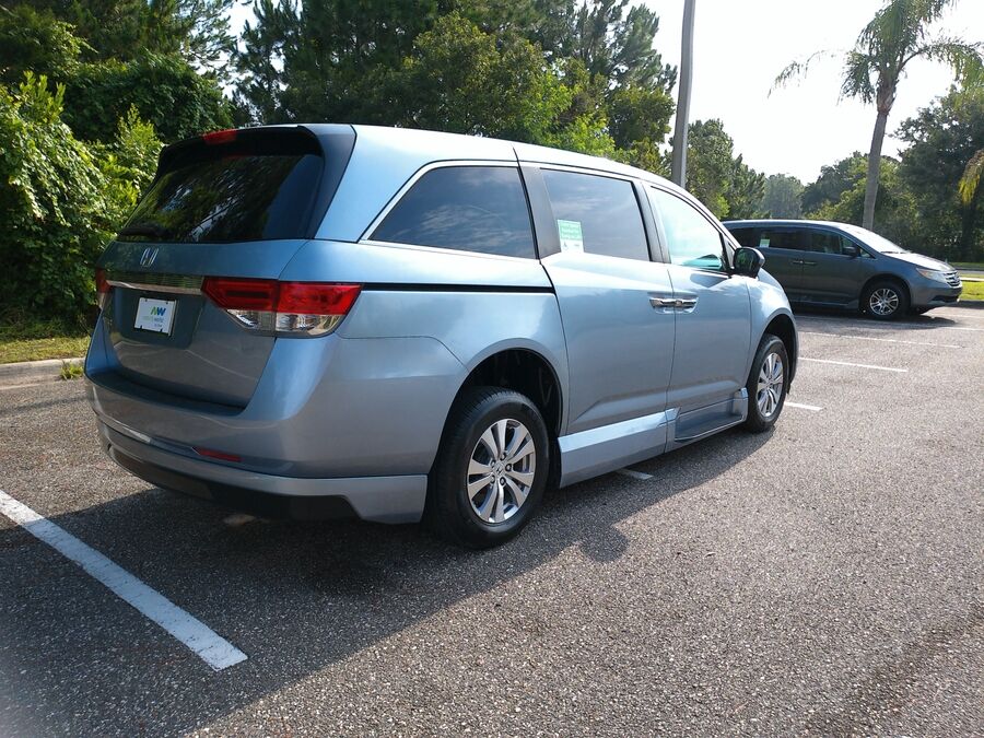 2014 Honda Odyssey EX - Photo 14