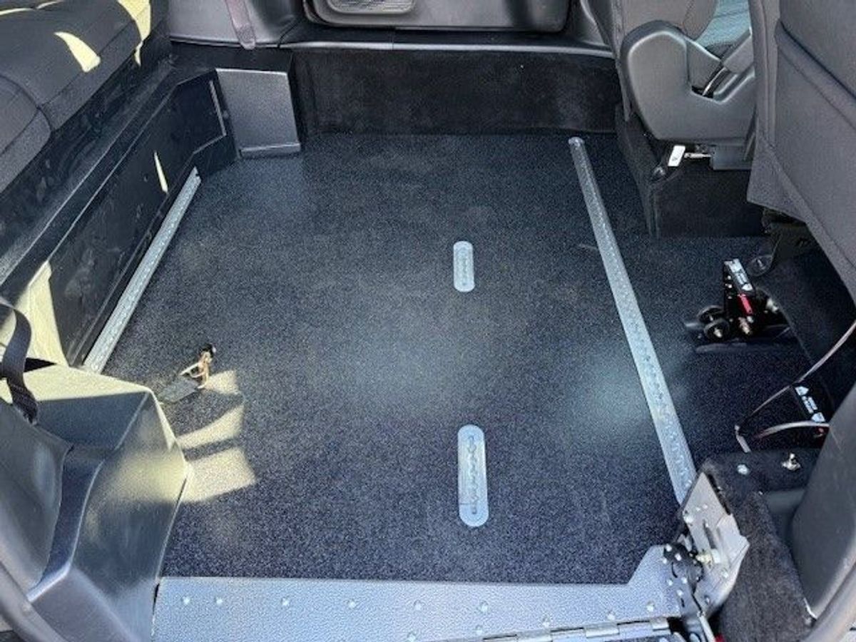 2024 Chrysler Pacifica Touring L - Photo 16