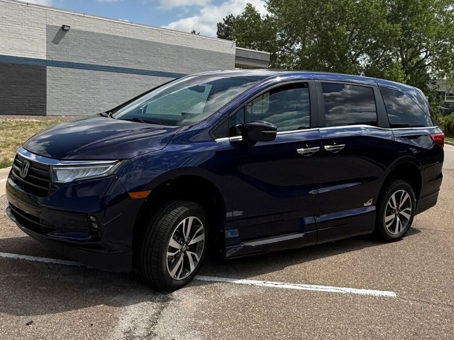 2022 Honda Odyssey Touring - Photo 7