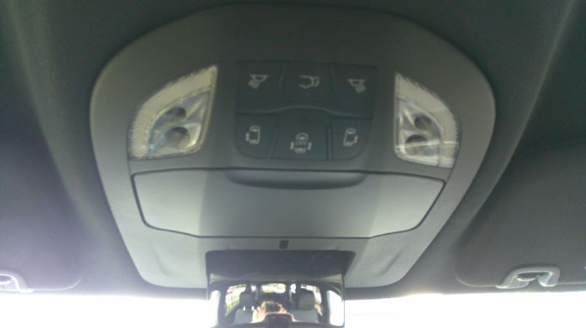 2025 Chrysler Pacifica Select - Photo 13