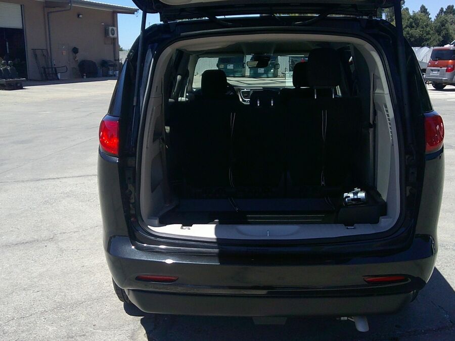 2023 Chrysler Voyager LX - Photo 17