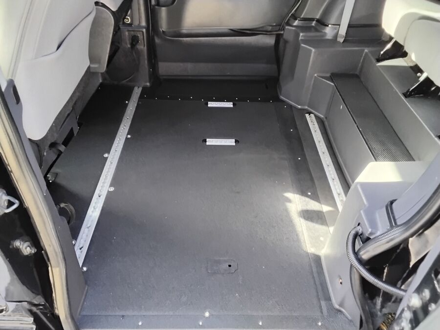 2023 Toyota Sienna LE - Photo 14