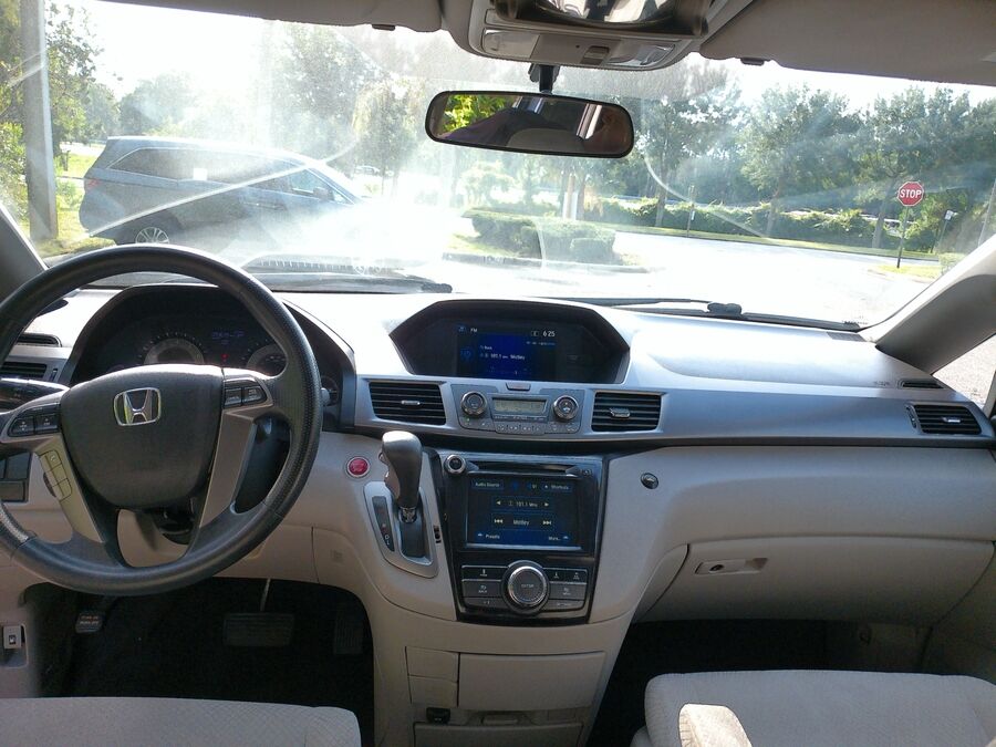 2014 Honda Odyssey EX - Photo 10