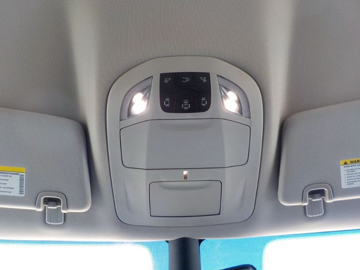 2024 Chrysler Pacifica Touring L - Photo 14