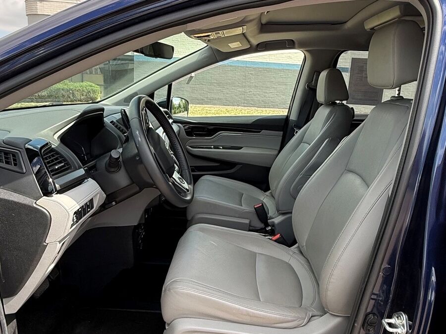 2022 Honda Odyssey Touring - Photo 24
