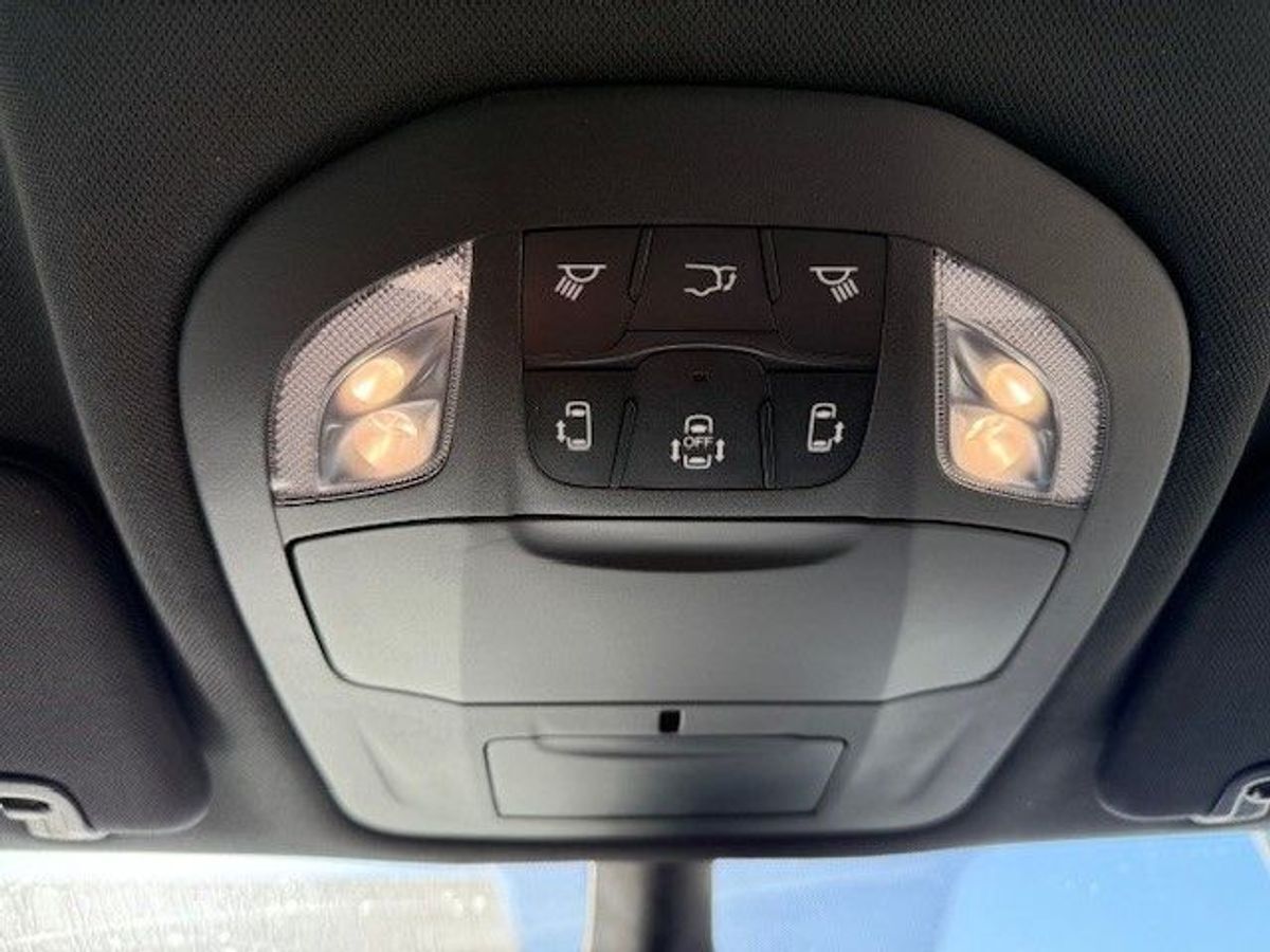 2024 Chrysler Pacifica Touring L - Photo 21