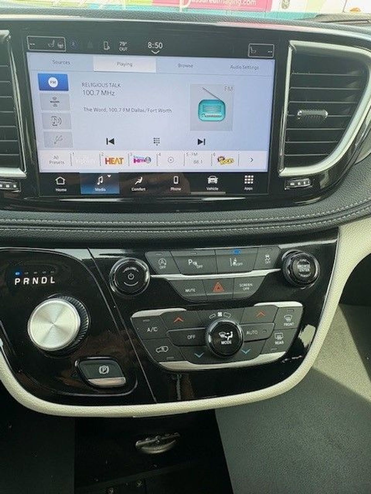 2024 Chrysler Pacifica