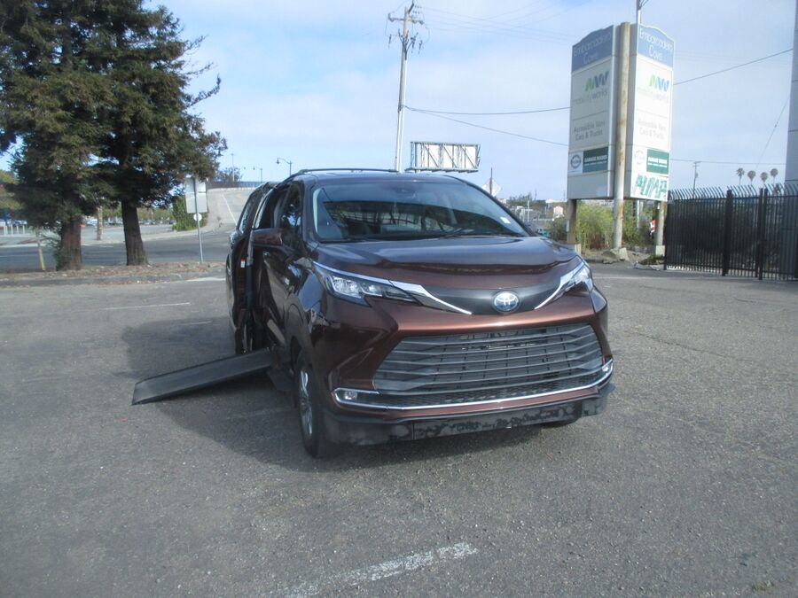 2021 Toyota Sienna