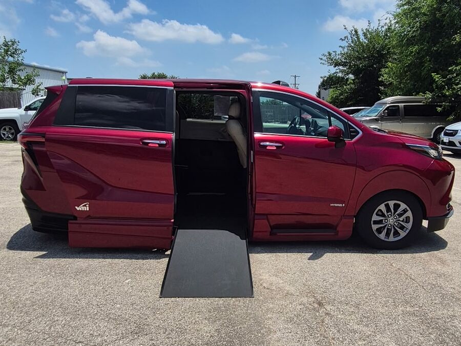 2021 Toyota Sienna 5