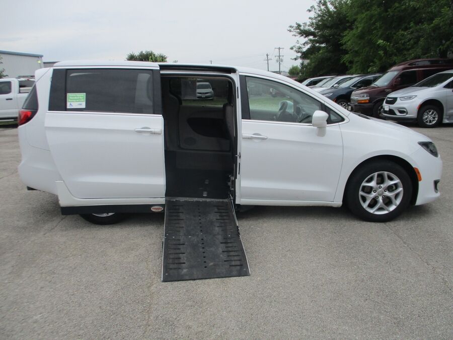 2018 Chrysler Pacifica