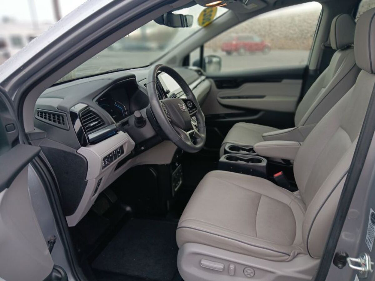 2023 Honda Odyssey Elite - Photo 9