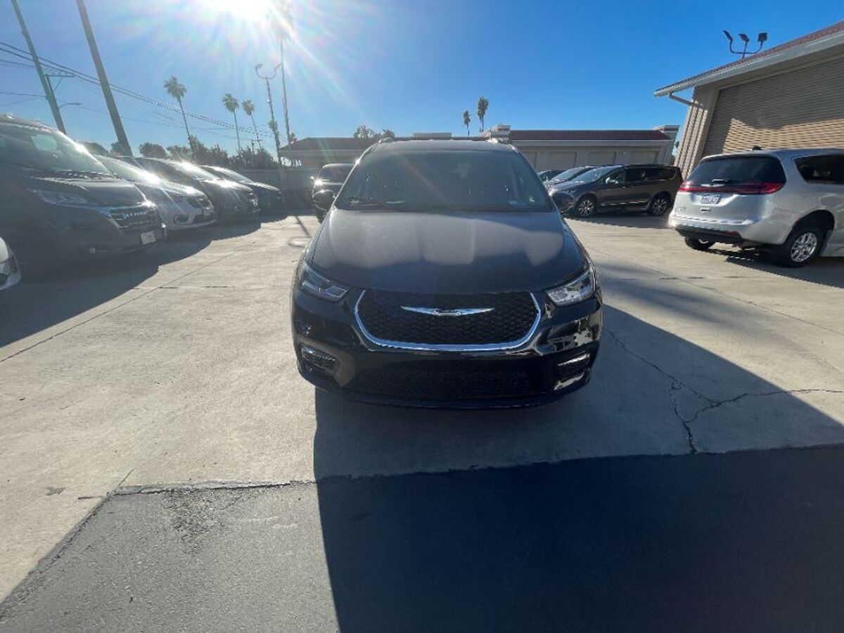 2022 Chrysler Pacifica Touring L - Photo 13