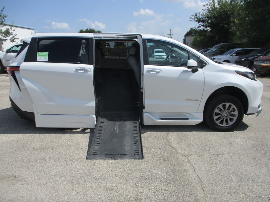 2022 Toyota Sienna