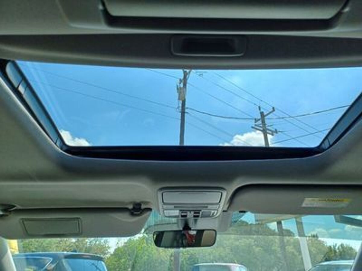 2019 Honda Odyssey EX-L - Photo 11