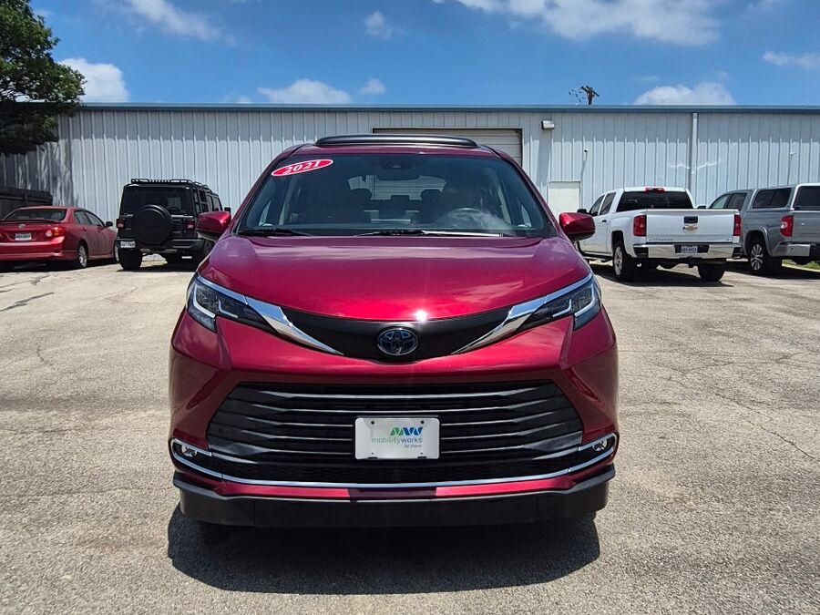 2021 Toyota Sienna 7