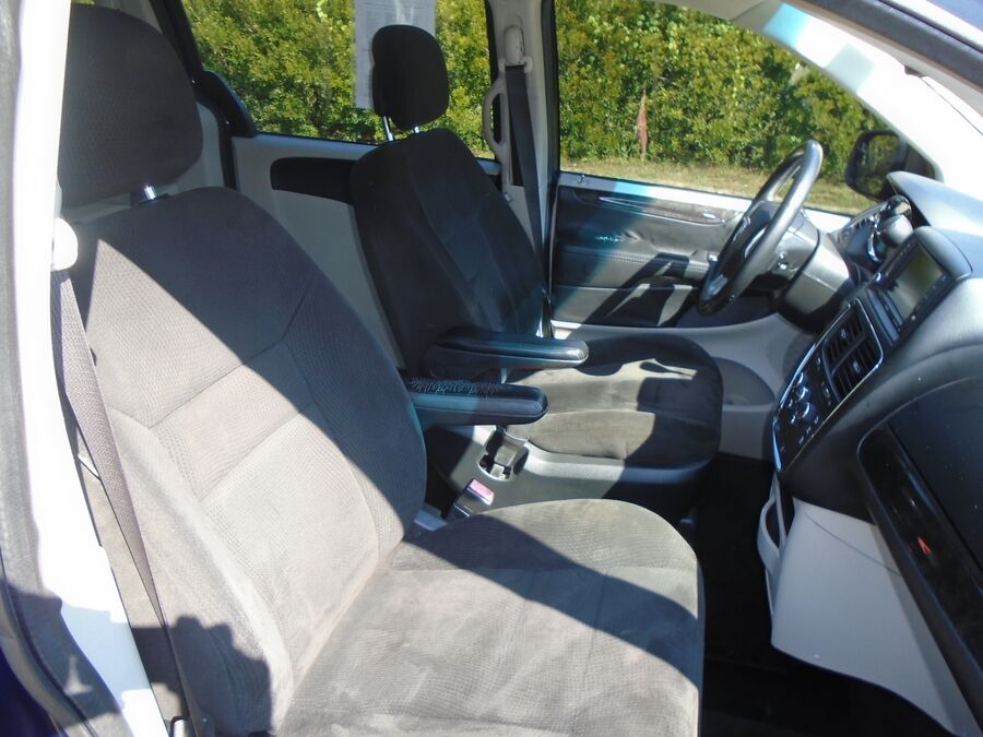 2015 Dodge Grand Caravan SXT - Photo 19