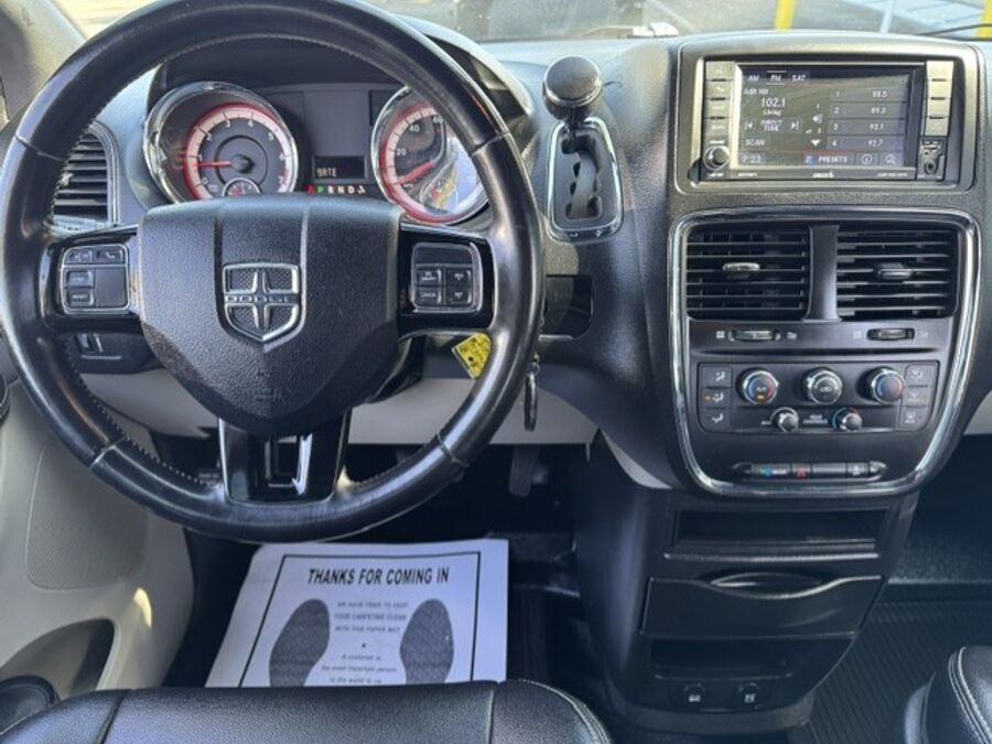 2019 Dodge Grand Caravan SXT - Photo 13