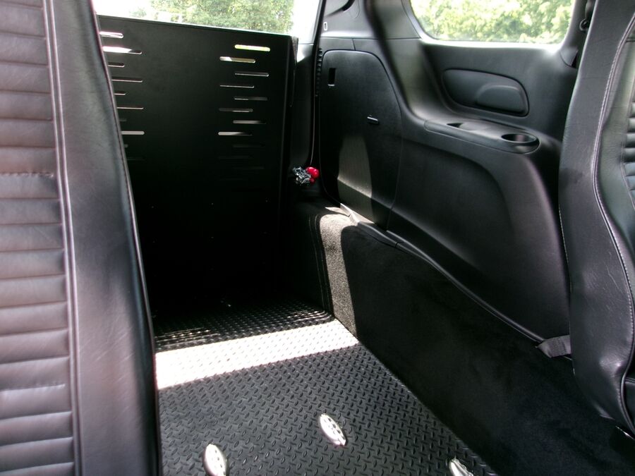 2026 Chrysler Voyager LX - Photo 10