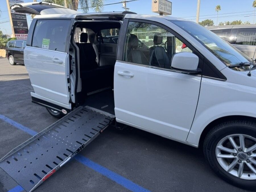 2019 Dodge Grand Caravan SXT - Photo 10