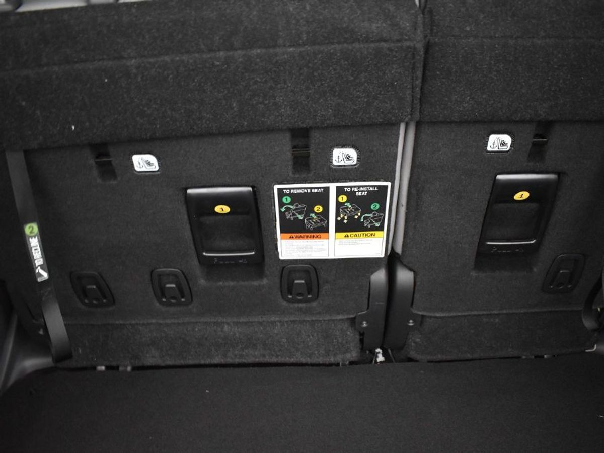 2024 Toyota Sienna XLE - Photo 7