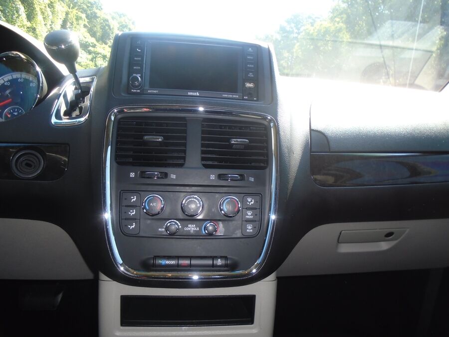 2015 Dodge Grand Caravan SXT - Photo 10