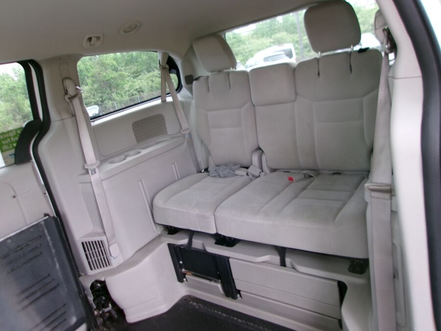 2017 Dodge Grand Caravan SXT - Photo 9