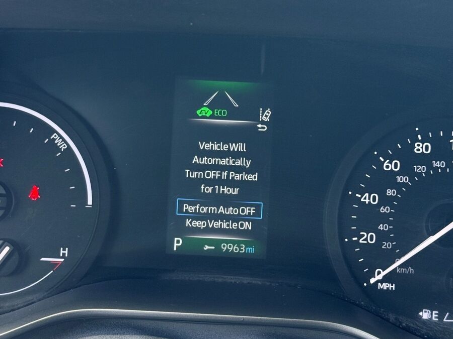 2021 Toyota Sienna XLE - Photo 26