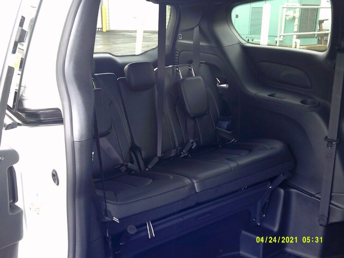 2024 Chrysler Pacifica Touring L - Photo 18