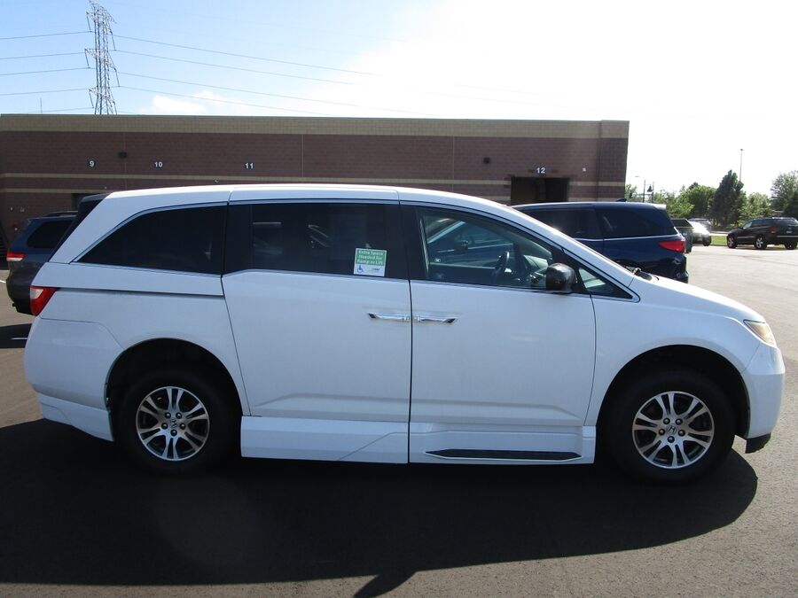 2012 Honda Odyssey EX-L - Photo 2