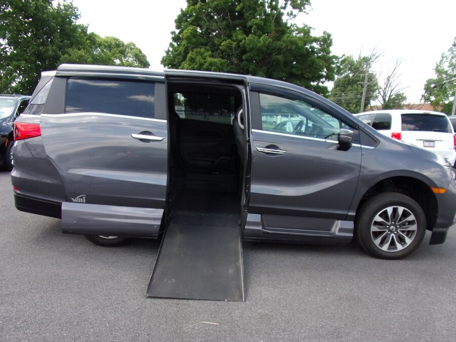 2022 Honda Odyssey EX-L - Photo 8