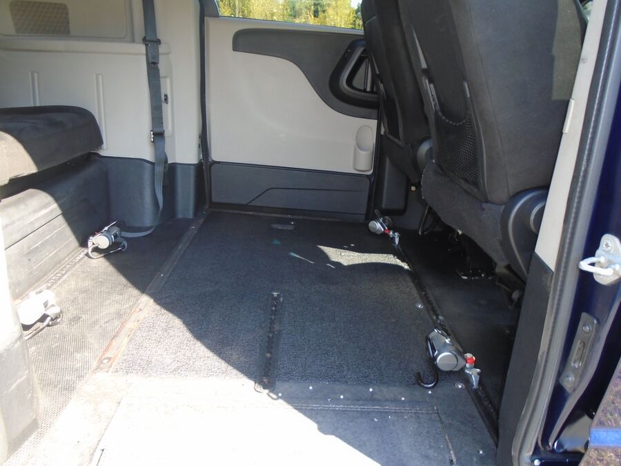 2015 Dodge Grand Caravan SXT - Photo 15