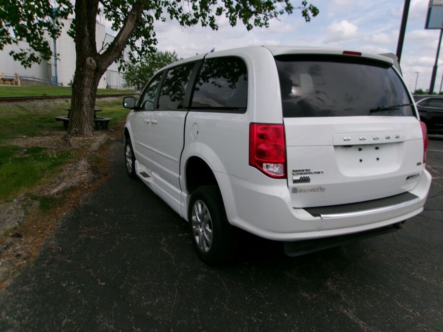 2017 Dodge Grand Caravan SXT - Photo 8