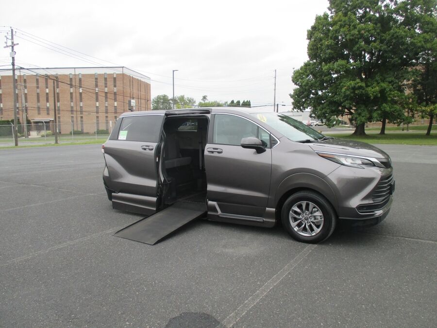 2022 Toyota Sienna