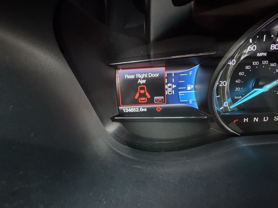2016 Ford Explorer Limited - Photo 10