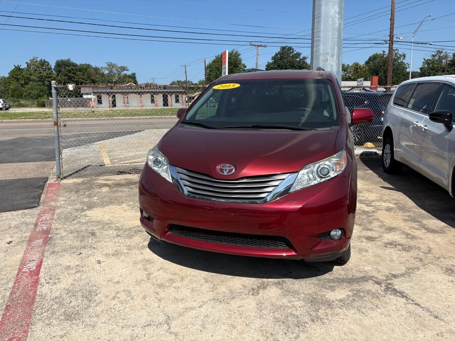 2015 Toyota Sienna XLE