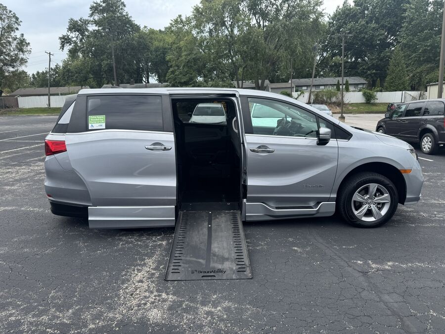 2019 Honda Odyssey EX-L - Photo 14