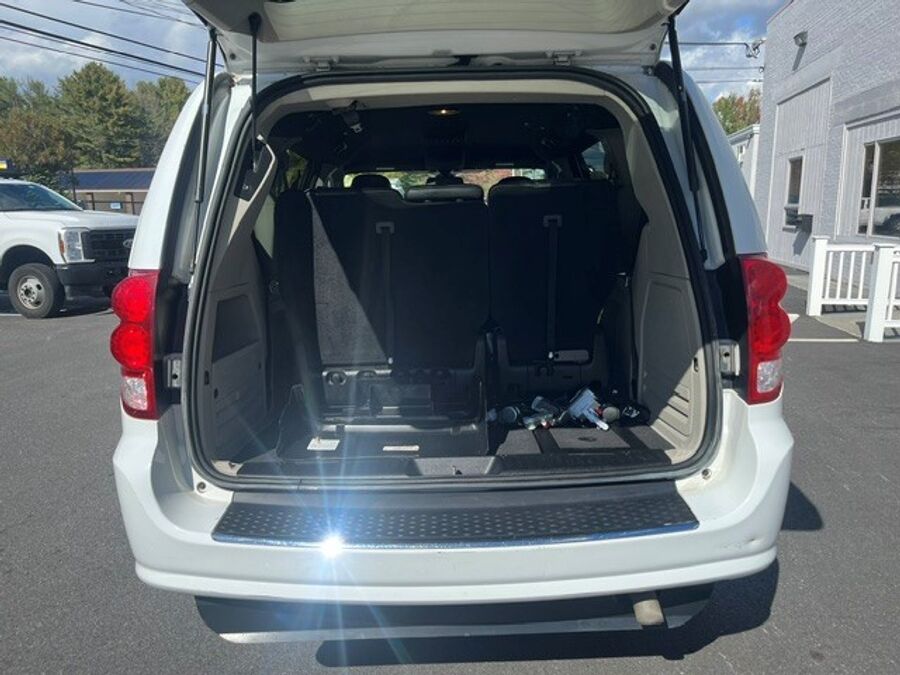 2019 Dodge Grand Caravan SXT - Photo 9
