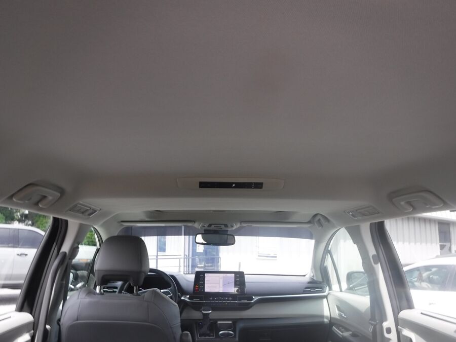 2023 Toyota Sienna XLE - Photo 15