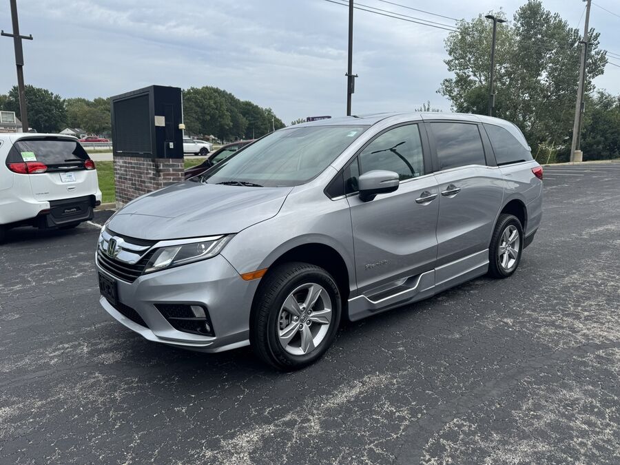 2019 Honda Odyssey EX-L - Photo 8