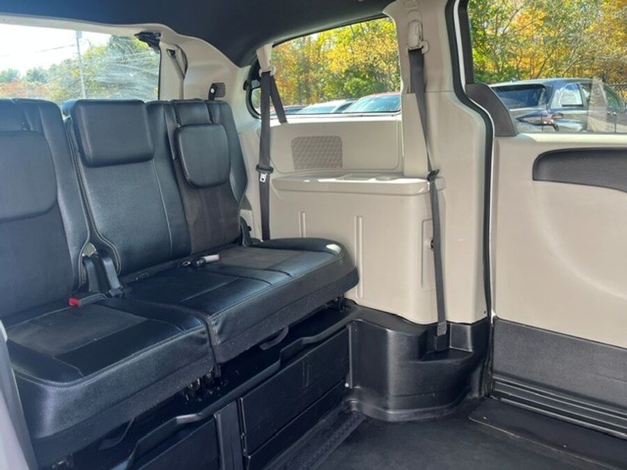2019 Dodge Grand Caravan SXT - Photo 11