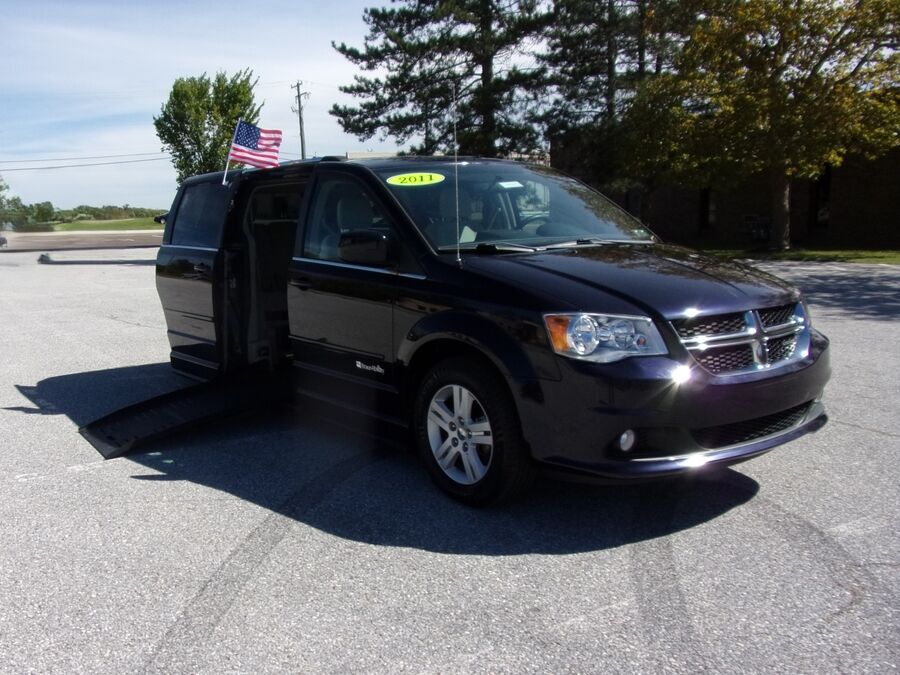 2011 Dodge Grand Caravan Crew