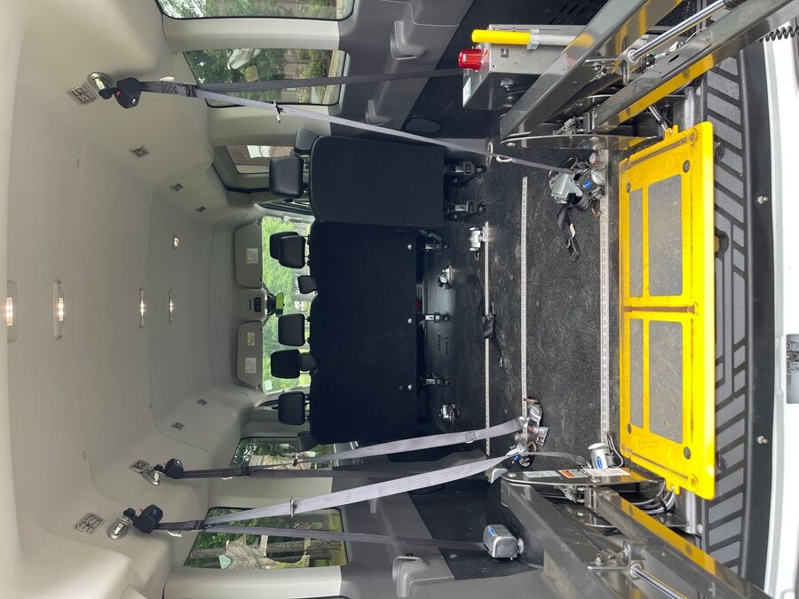 2023 Ford Transit Passenger Van XL - Photo 9